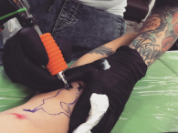 Ewelina Lisowska ozdobiła ciało kolejnym tatuażem